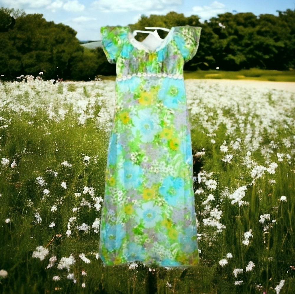 Vintage 1960s Hippie Woodstock Daisy Empire Maxi Dress - Picture 3 of 16